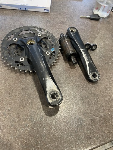 Shimano triple bike chainset - triple,